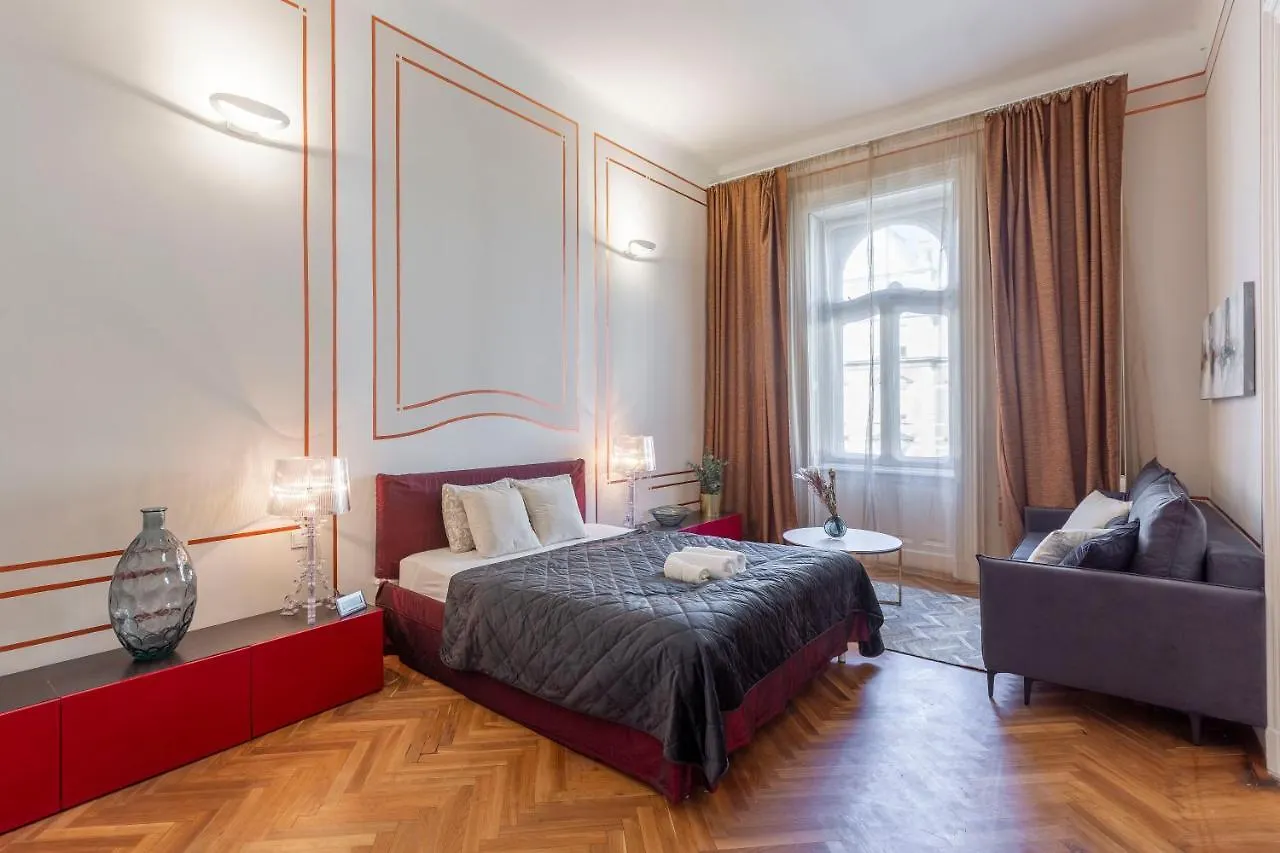 Exclusive & Stylish Central Apartment In The Heart Of Budapesta 0*,