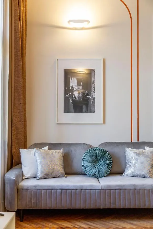 Exclusive & Stylish Central Apartment In The Heart Of Budapeste Hungria